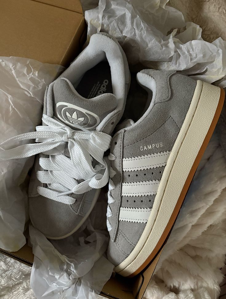 Campus Grey