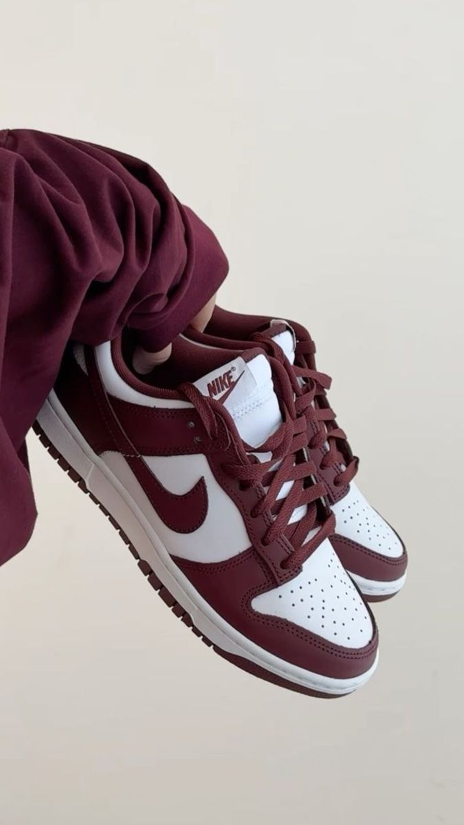 Dunk Low Bordeaux