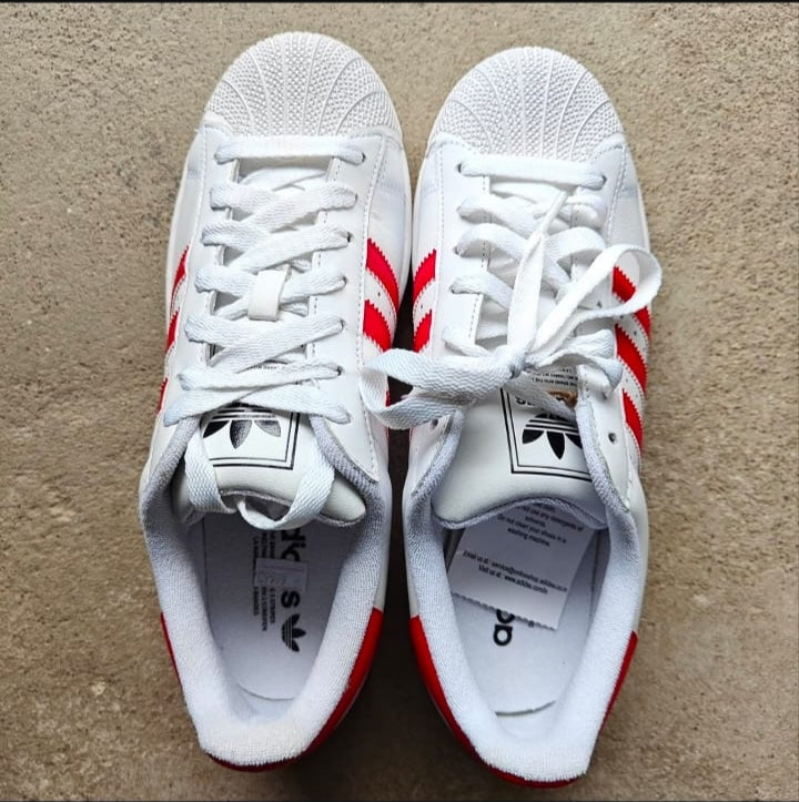Superstar Red
