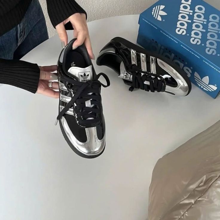 Samba Atoms