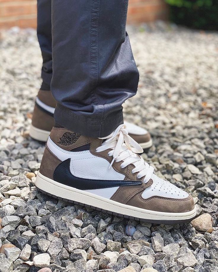 Jordan Hi Travis
