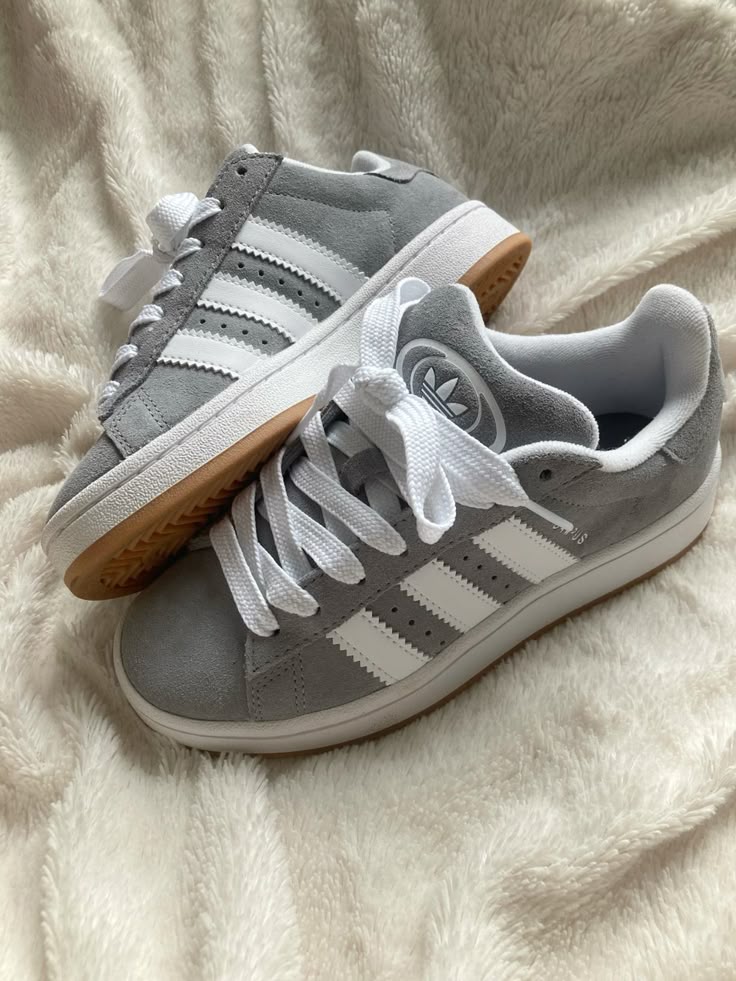Campus Grey