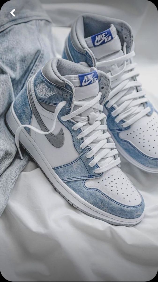 Jordan Hi Hyper Royal