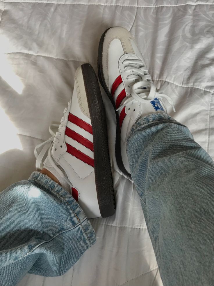 Samba Red