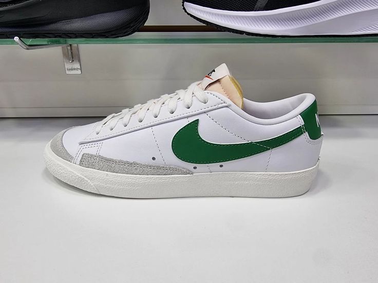 Blazer Low Green