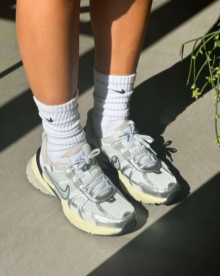 Nike V2k