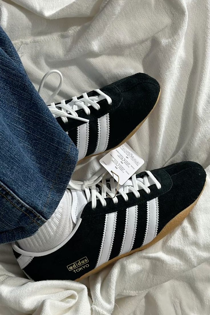 Addidas Tokyo Black
