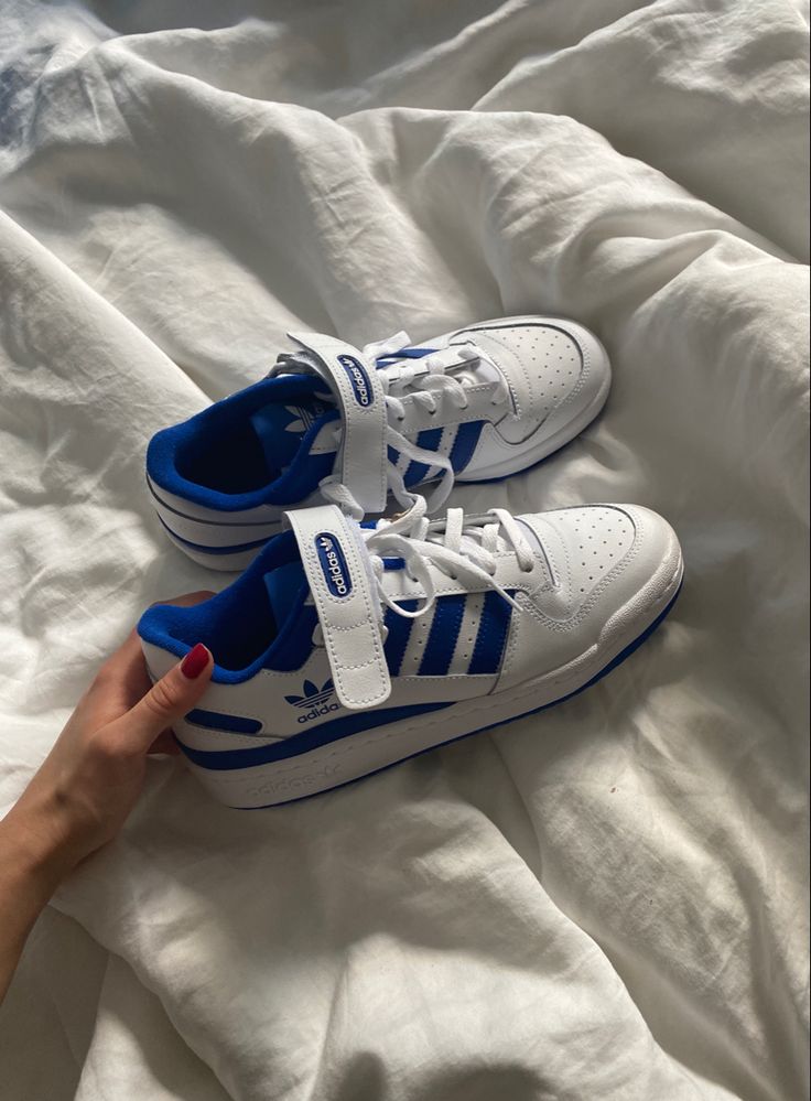 Form Low Blue