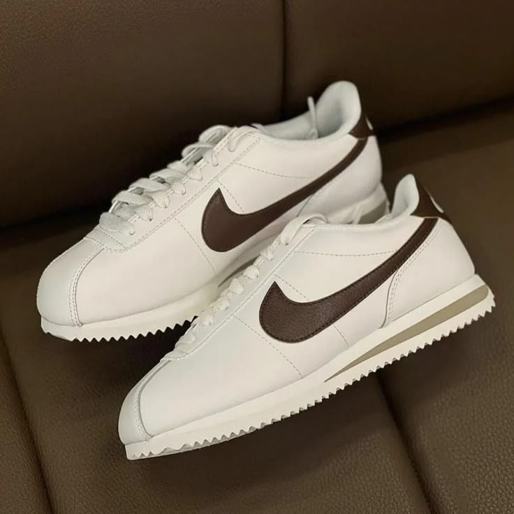 Cortez White Brown