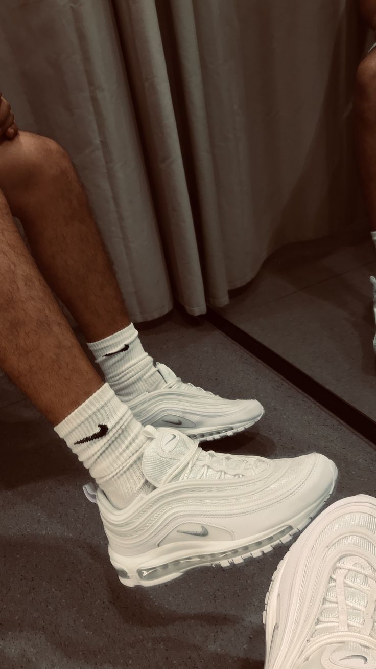Airmax Tripple White