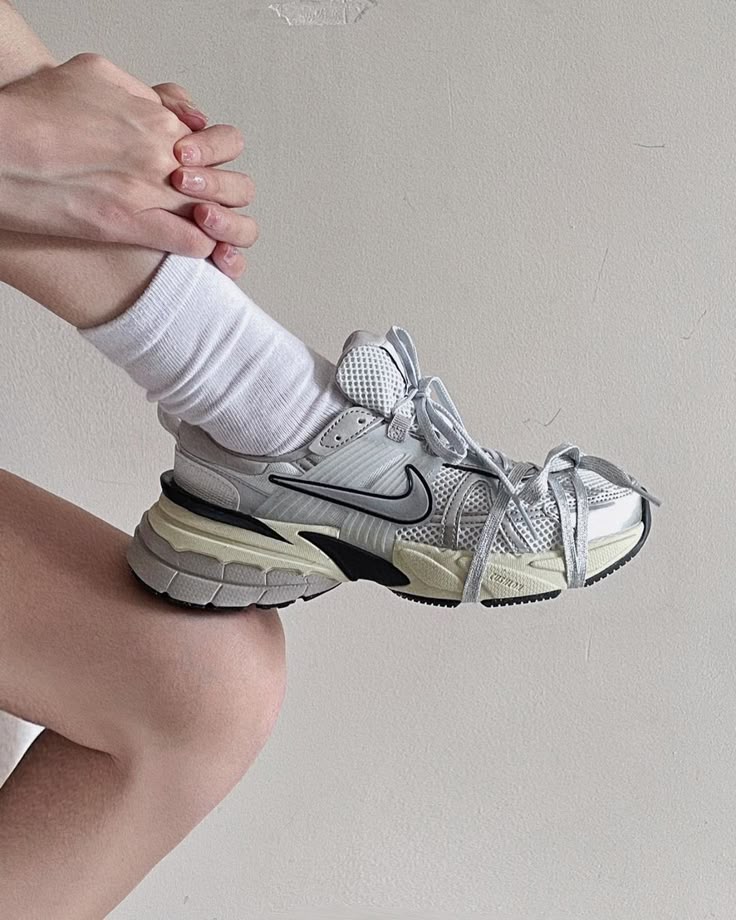 Nike V2k