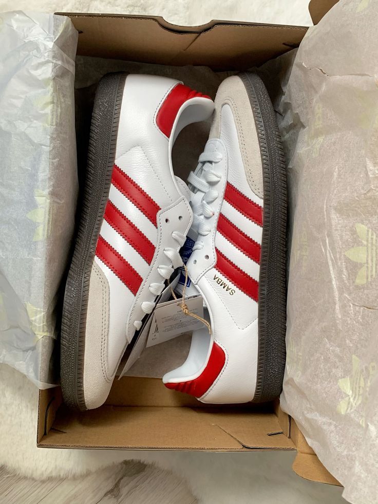 Samba Red