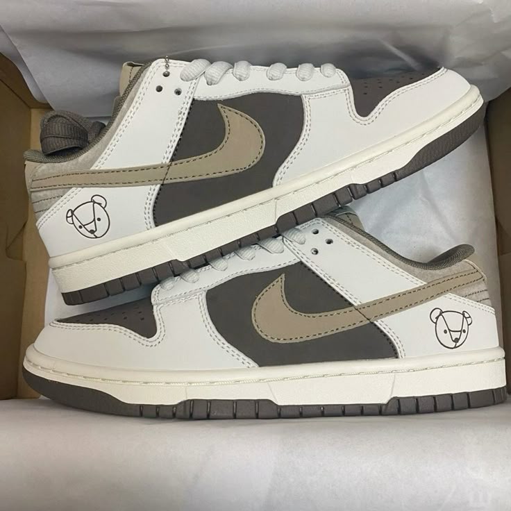 Dunk Low Teddy