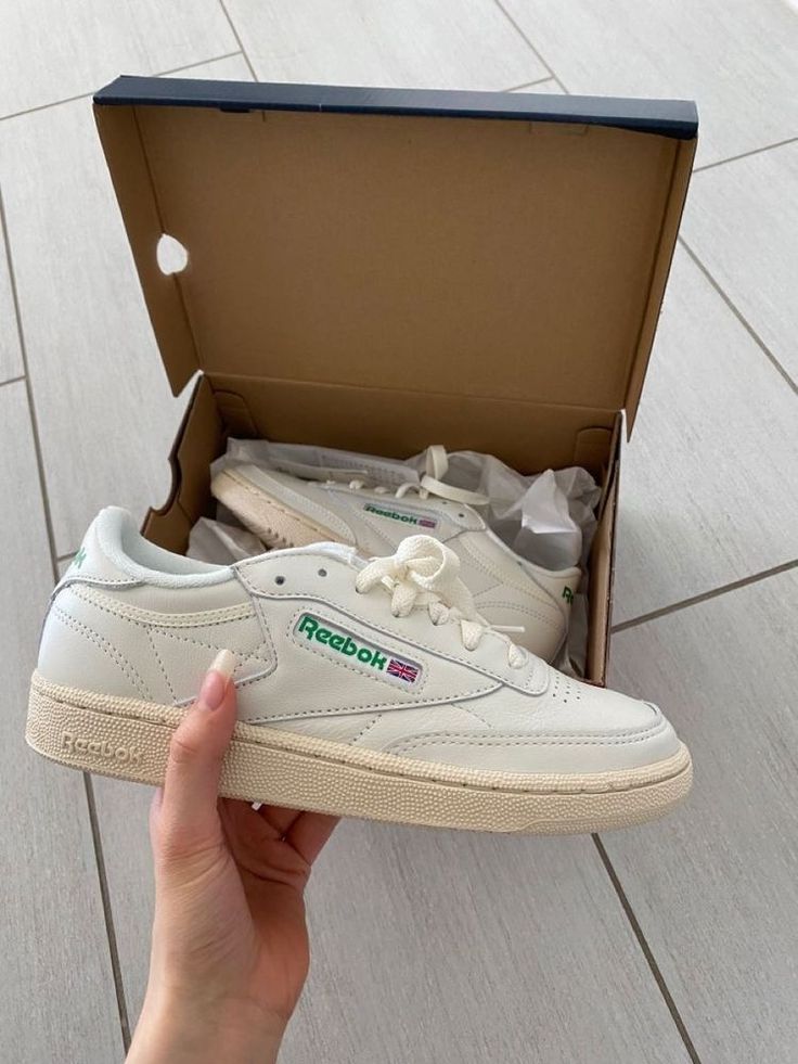 Club C Vintage Beige Green