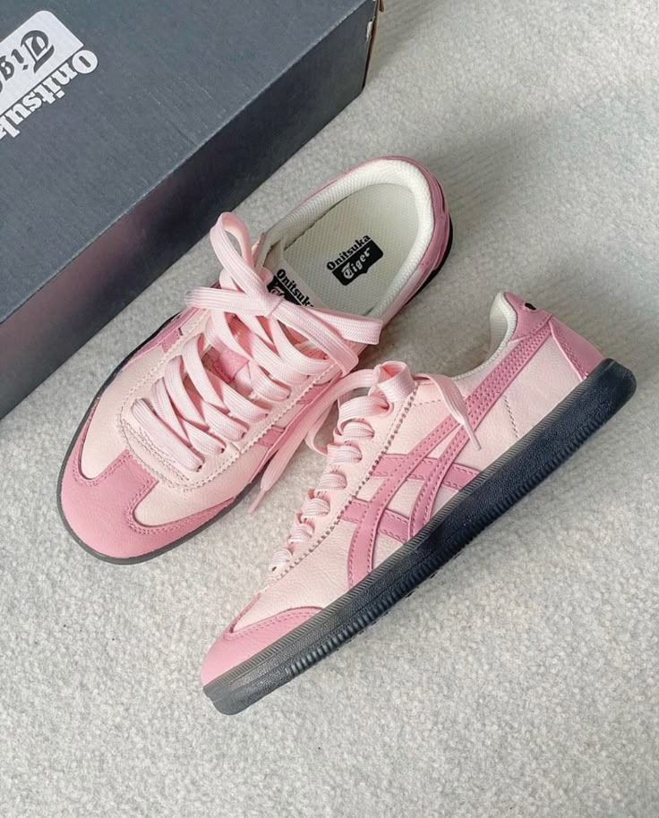 Tiger Pastel Pink