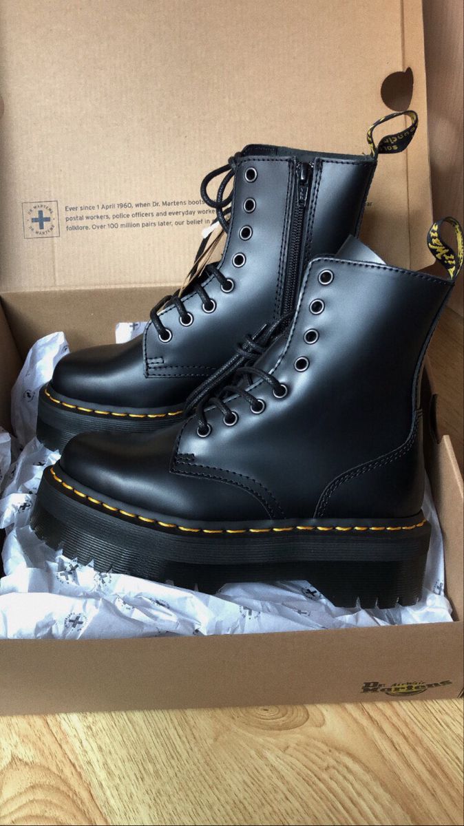Dr Martens Hi Black