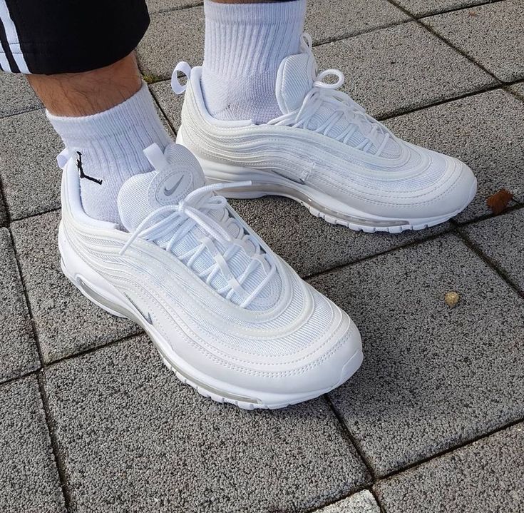 Airmax Tripple White