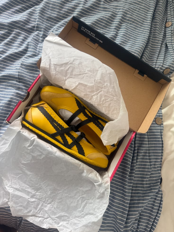 Tiger Mary Jane Yellow