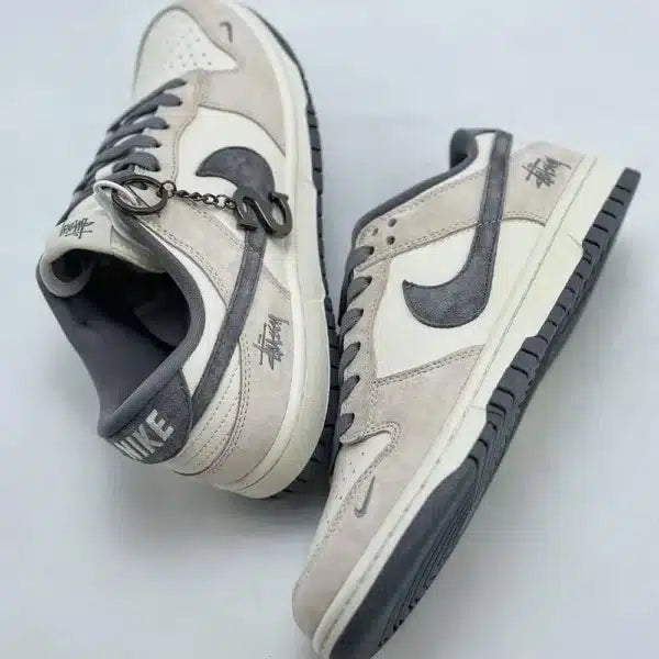 Dunk Stussy Grey