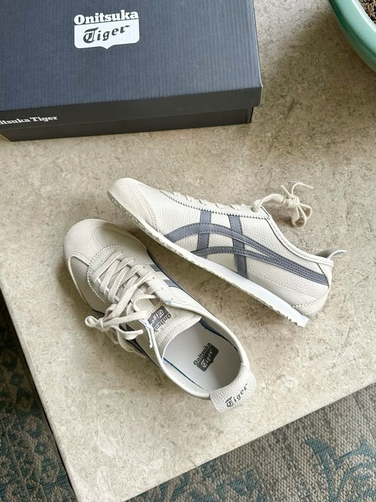 Tiger Mexico 66 Light Grey