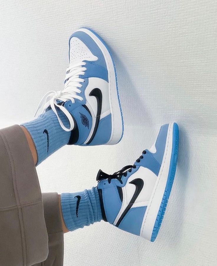 Jordan Hi University Blue