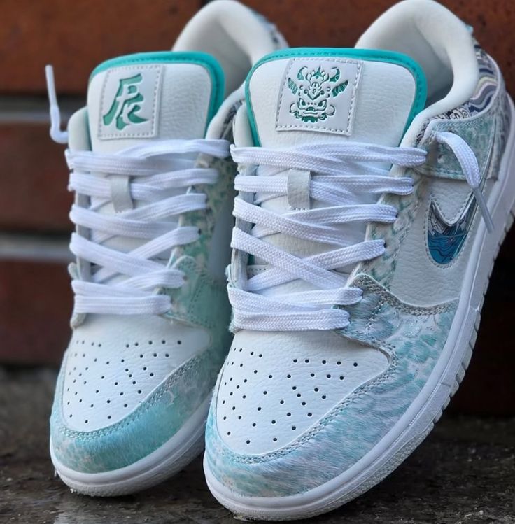 Dunk Low Year of the Dragon