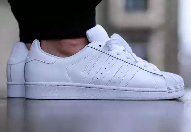 Superstar Full White