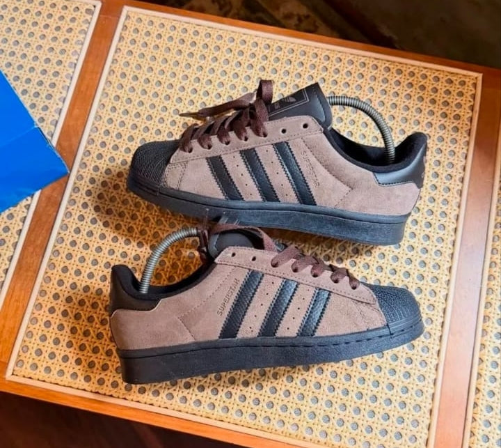 Superstar Brown Suede