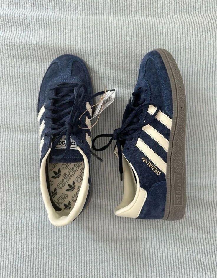Spezial Night Indigo