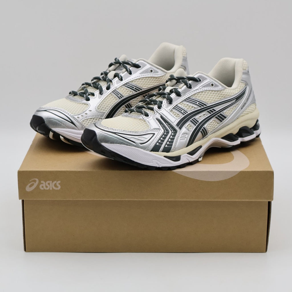 Asics black