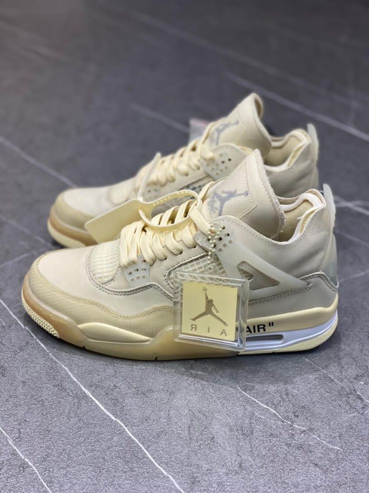 Jordan 4 Off White