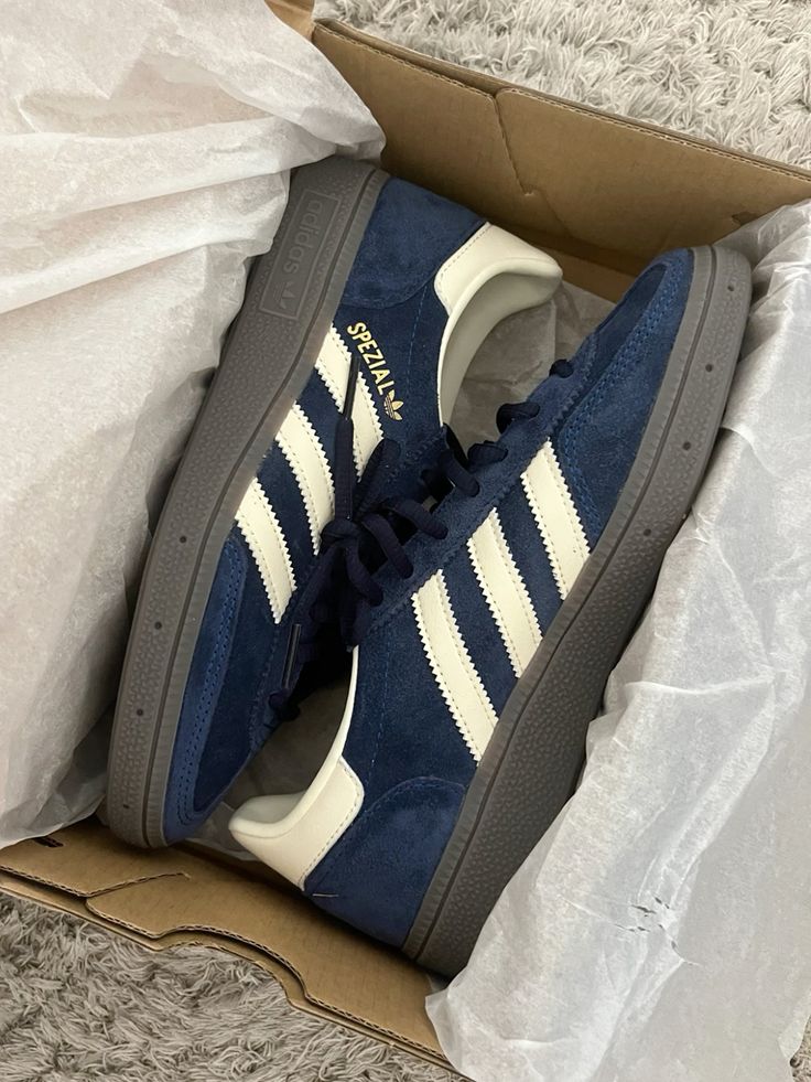Spezial Night Indigo
