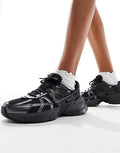 V2k Tripple Black
