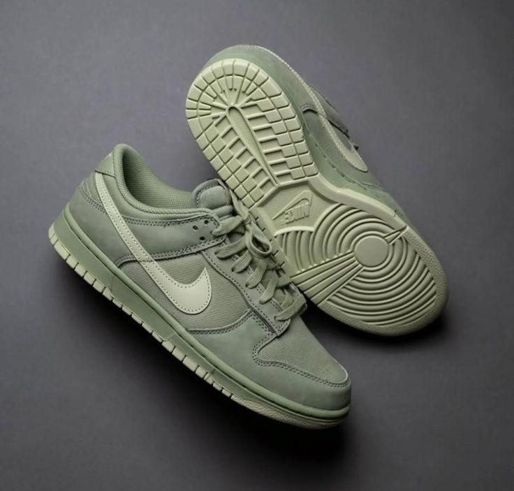 Dunk Low Oil Olive