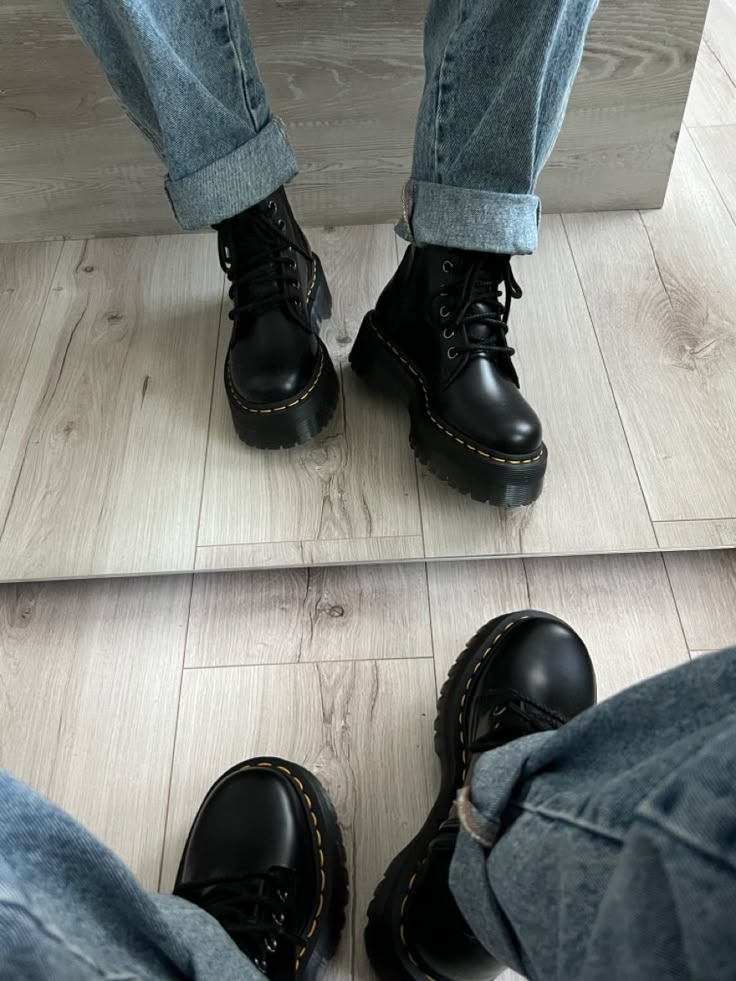 Dr Martens Hi Black