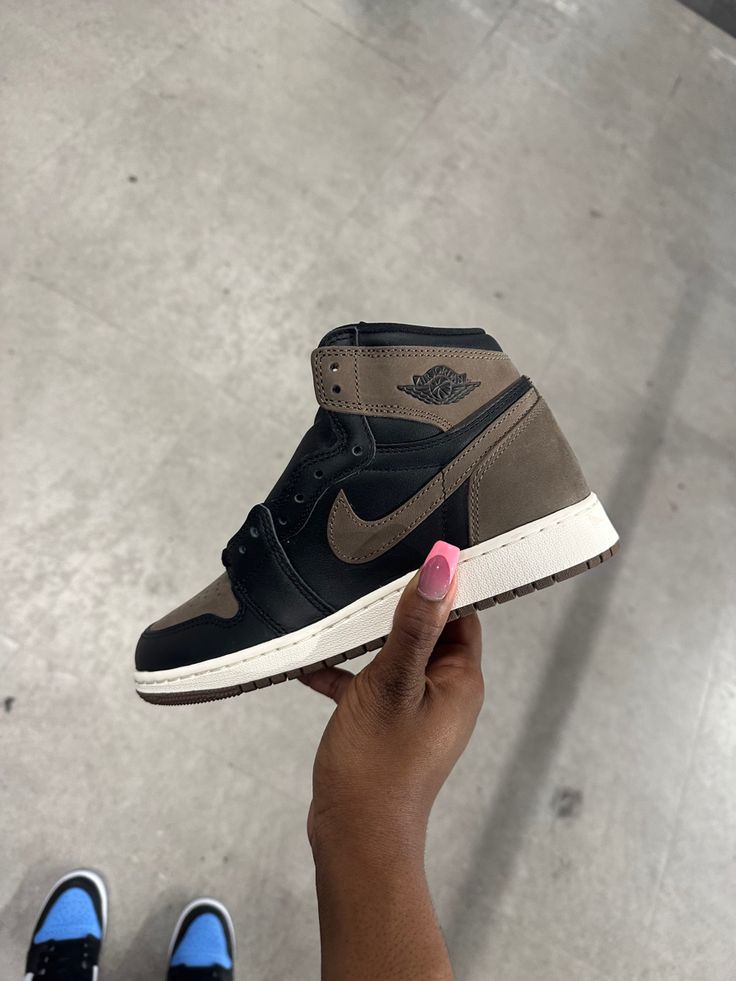 Jordan Hi Palomino