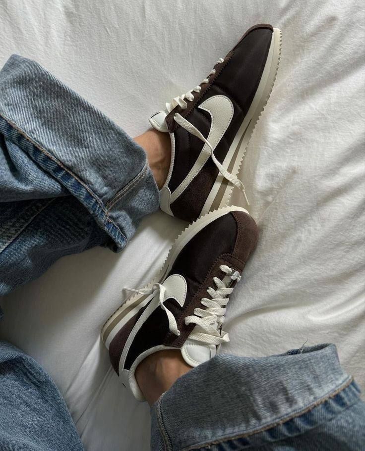 Cortez Full Brown
