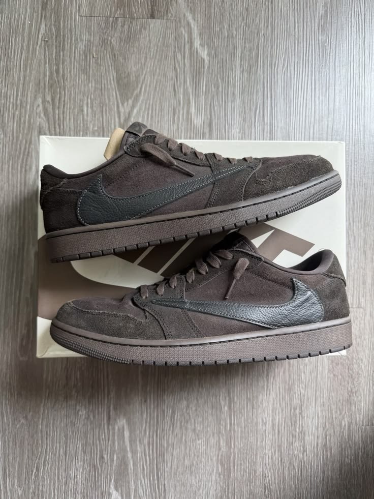Jordan Low Velvet Brown