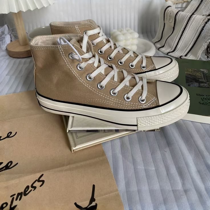 70s Chuck Hi Desert Sand