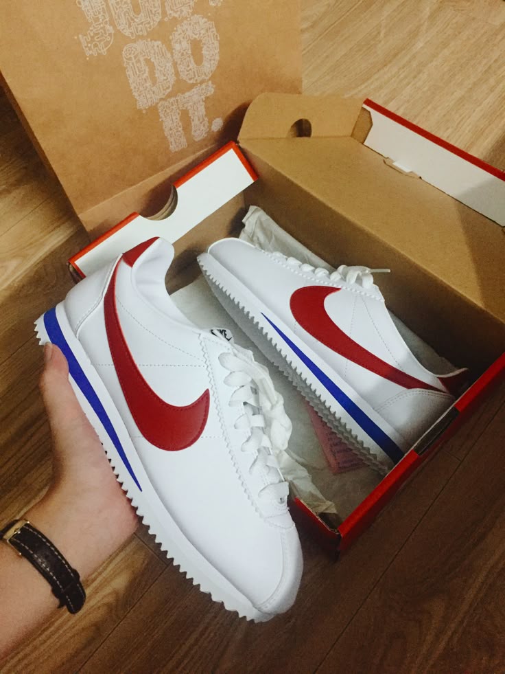 Cortez Red Tick