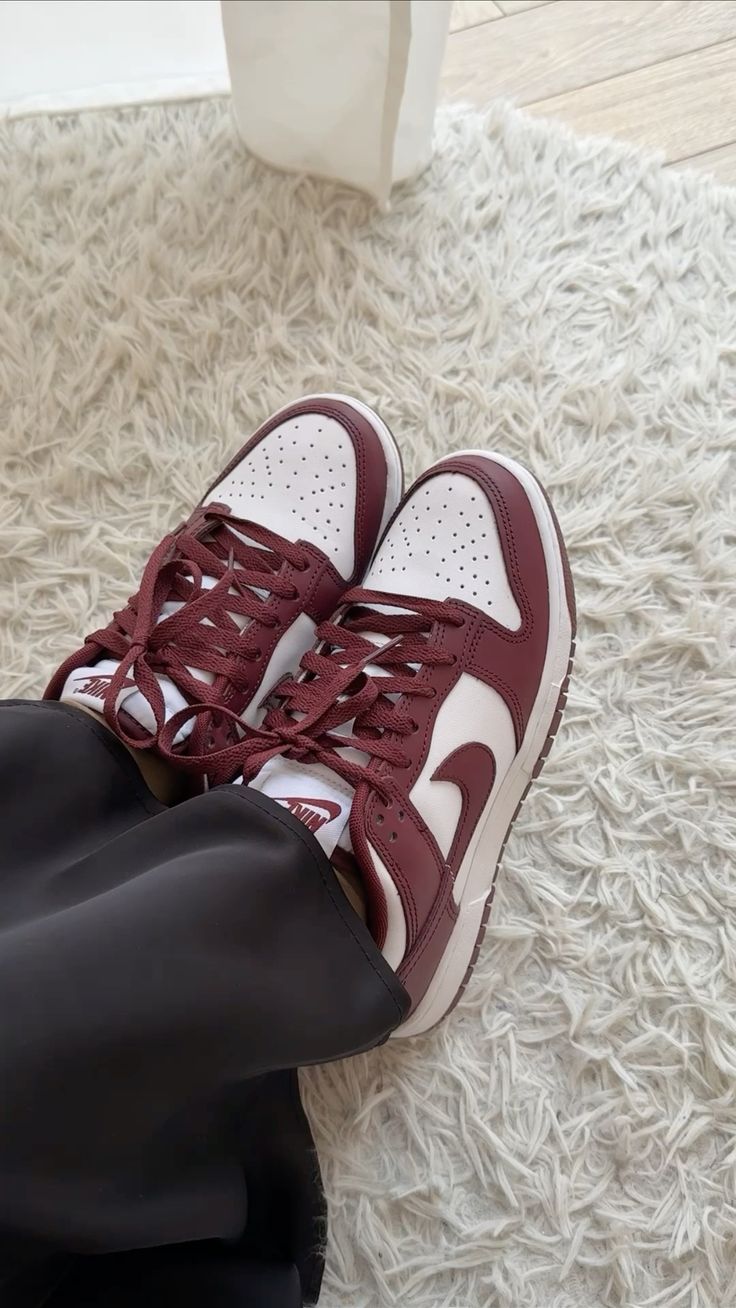 Dunk Low Bordeaux