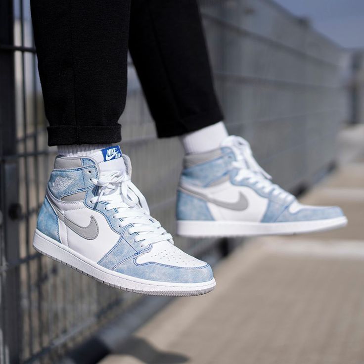 Jordan Hi Hyper Royal