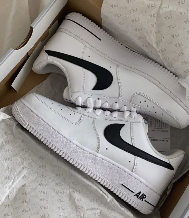 Airforce Black Tick