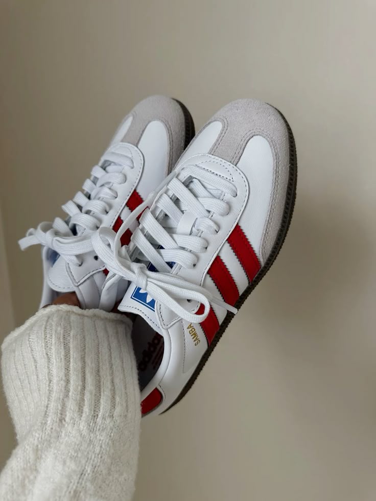 Samba Red