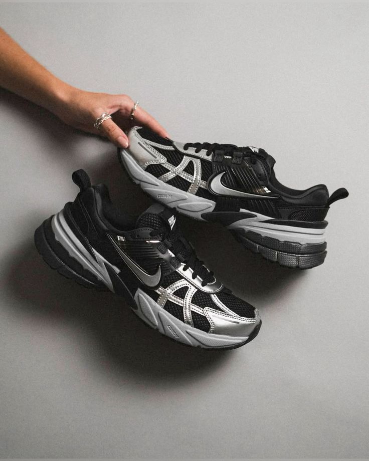 V2k Black Metallic Silver