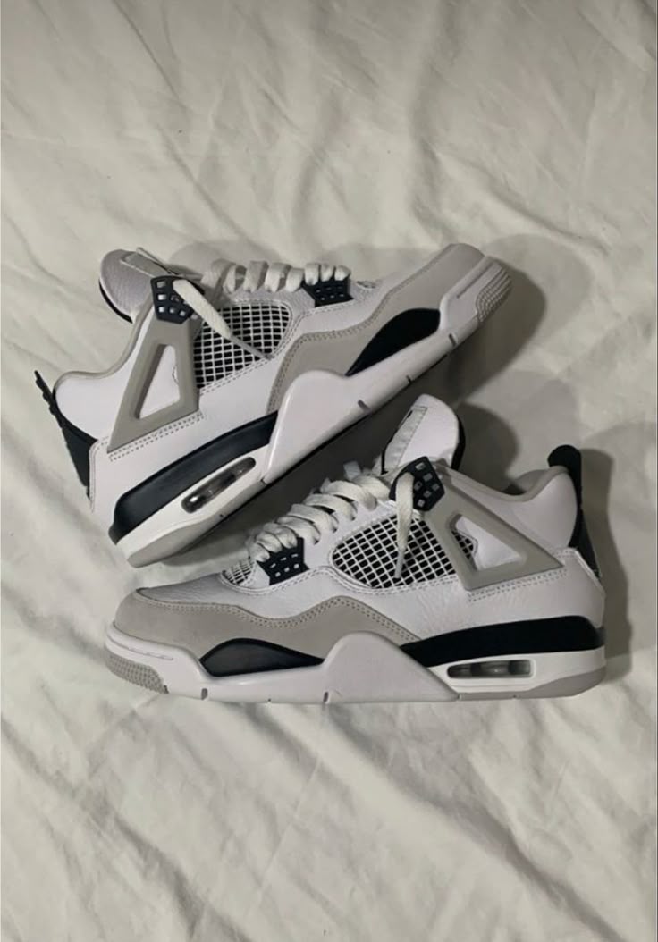 Jordan 4 Military Black