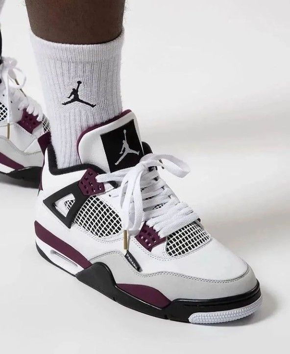 Jordan 4 PSG